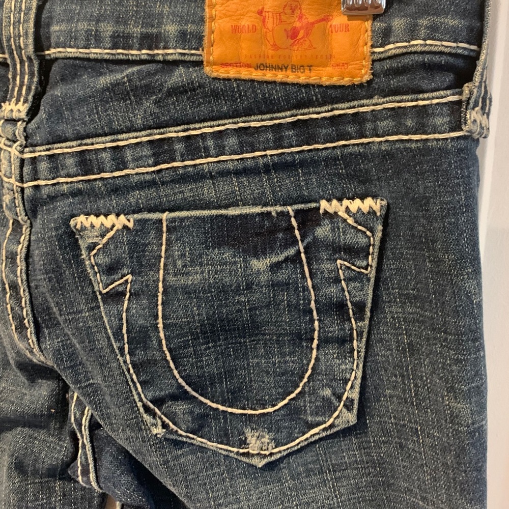 Low rise straight leg True Religion jeans